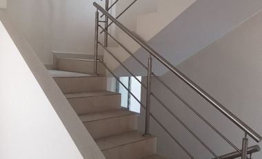 RENTA SUIT A ESTRENAR, PUENGASI QUITO ECUADOR