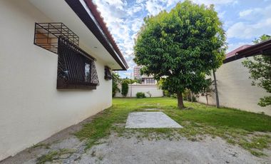 4 Bedroom House with spacious Garden for RENT in Angeles City Pampanga