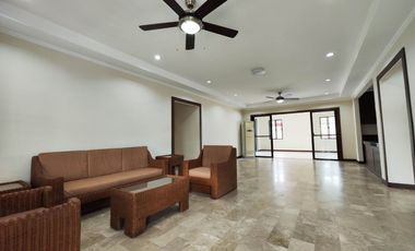 4 Bedroom House with spacious Garden for RENT in Angeles City Pampanga