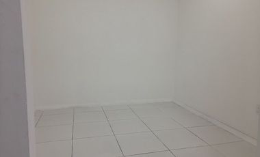 PR17017 Local en arriendo en el sector La Candelaria, Medellin