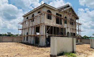 GCHS#1045 2 Storey Pool Villa house with 4 bedrooms, only 13 km. from Chiang Mai International and Airport.