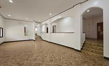 For Rent  Lahug Newly Renovated Split Level/Bungalow House in Lahug,Cebu