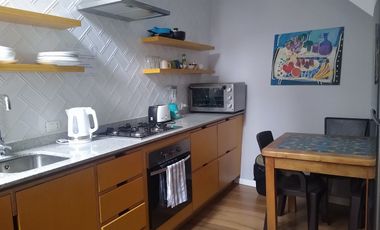Venta de Casa Hostal en Valparaiso, 8 habitaciones 10 baños, equipado.