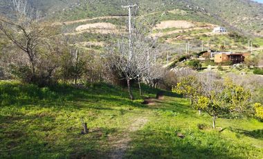 SE VENDE PARCELA CON CASA HERMOSA VISTA