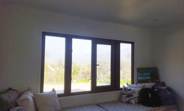 SE VENDE PARCELA CON CASA HERMOSA VISTA