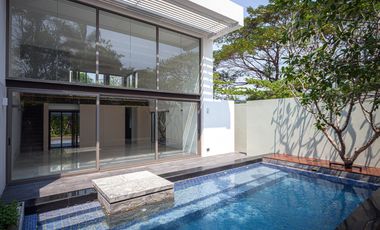 HOT Price! 3BR Premium Townhome with Private Pool for SALE at DHEPA Ramkhamhaeng 118