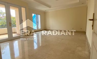 Rumah Dijual di Kebon Jeruk, Komplek Casa Goya Residence