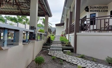 - SOLD -      3 BEDROOM HOME IN DAUIN