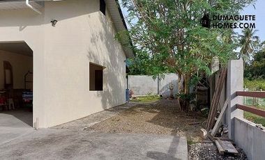 - SOLD -      3 BEDROOM HOME IN DAUIN