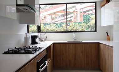 PR18161 Casa en arriendo en el sector Loma el Atravesado