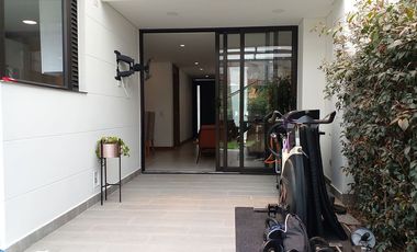 PR18161 Casa en arriendo en el sector Loma el Atravesado