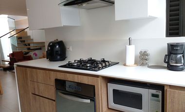 PR18161 Casa en arriendo en el sector Loma el Atravesado