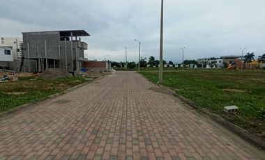 TERRENO EN VENTA  URBANIZACIÒN PRIVADA ZHARA