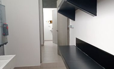 CELDAS FOTOVOLTAICAS  4 Recámaras  una en planta baja, dos con vestidor y baño completo.