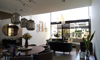 CELDAS FOTOVOLTAICAS  4 Recámaras  una en planta baja, dos con vestidor y baño completo.