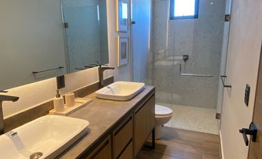 ESTUDIO  CON 2 BAÑOS Y VISTA A LA BAHIA, EN FLUVIAL PTO VALLARTA JAL.