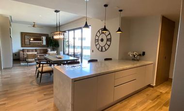 ESTUDIO  CON 2 BAÑOS Y VISTA A LA BAHIA, EN FLUVIAL PTO VALLARTA JAL.