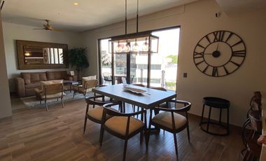 ESTUDIO  CON 2 BAÑOS Y VISTA A LA BAHIA, EN FLUVIAL PTO VALLARTA JAL.