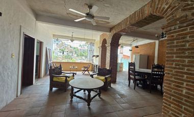 VENDO CASA PUERTO VALLARTA, COL. CENTRO