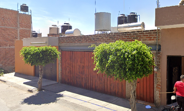 CASA EN LA COL BELLAVISTAA MITAD DE PRECIO CON 2 HABITACIONES