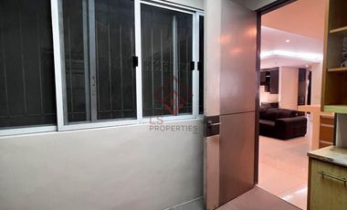 FOR RENT Newly Renovated and Spacious 3 Bedroom Unit in Platinum1000 in Greenhills near EDSA - RC40