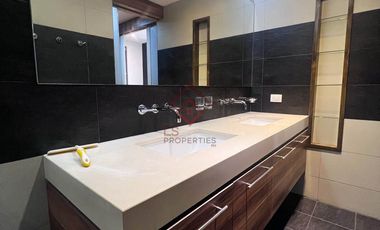 FOR RENT Newly Renovated and Spacious 3 Bedroom Unit in Platinum1000 in Greenhills near EDSA - RC40