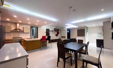 FOR RENT Newly Renovated and Spacious 3 Bedroom Unit in Platinum1000 in Greenhills near EDSA - RC40