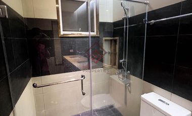 FOR RENT Newly Renovated and Spacious 3 Bedroom Unit in Platinum1000 in Greenhills near EDSA - RC40