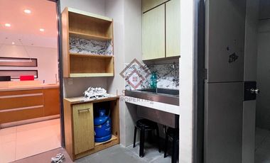 FOR RENT Newly Renovated and Spacious 3 Bedroom Unit in Platinum1000 in Greenhills near EDSA - RC40