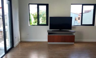 6 bedroom Modern design house for sale in Greenwoods Executive Village