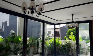 6 bedroom Modern design house for sale in Greenwoods Executive Village