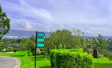 HERMOSO TERRENO DE VENTA EN LA QUINTA CUMBAYÁ!!