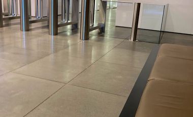 Oficina en Venta y Renta Downtown Santa Fe, AMUEBLADA única en su estilo NEGOCIABLE