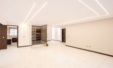 Casa en Venta de 5 recámaras con baño, Junto a Sonata Lomas de Angelópolis II