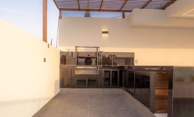 Casa en Venta de 5 recámaras con baño, Junto a Sonata Lomas de Angelópolis II