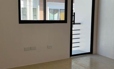 For Assume 3-Bedroom Corner Townhouse located in Lapu-Lapu City.
