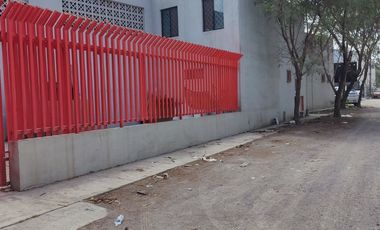 BODEGA CON DOBLE ALTURA, PROPIEDAD EN ESQUINA MUY CERCA DE LIBRAMIENTO A LAREDO