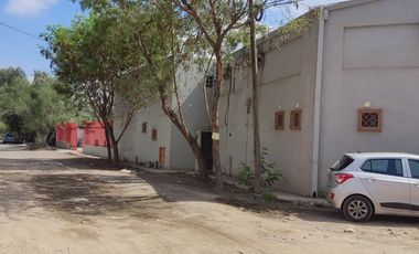 BODEGA CON DOBLE ALTURA, PROPIEDAD EN ESQUINA MUY CERCA DE LIBRAMIENTO A LAREDO