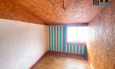 Casa 5 Dormitorios más Bodeg, Terreno de 200 m2, Sector Amanecer, Temuco