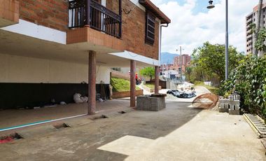 PR19554 Casa Comercial en arriendo en el sector Loma del Esmeraldal