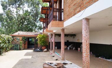 PR19554 Casa Comercial en arriendo en el sector Loma del Esmeraldal