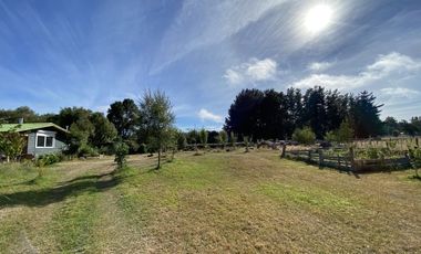 Z O N A S U R . C L   2 casas en Parcela   camino Villarrica Freire km 23 loteo con acceso al río