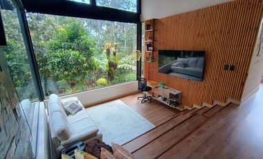 Beautiful One Level Home with Mountain Views Surrounded by Nature - Gated Community