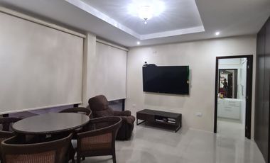 En venta lujosa y moderna casa amoblada en Isla Mocoli, Vía a Samborondón