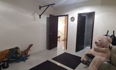 En venta lujosa y moderna casa amoblada en Isla Mocoli, Vía a Samborondón