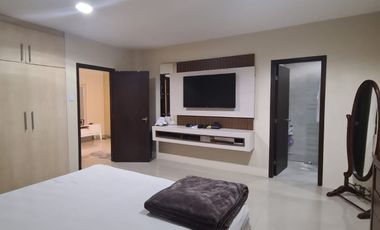 En venta lujosa y moderna casa amoblada en Isla Mocoli, Vía a Samborondón