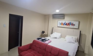 En venta lujosa y moderna casa amoblada en Isla Mocoli, Vía a Samborondón