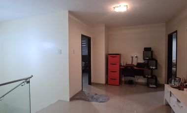 En venta lujosa y moderna casa amoblada en Isla Mocoli, Vía a Samborondón