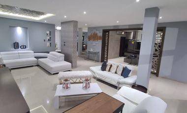 En venta lujosa y moderna casa amoblada en Isla Mocoli, Vía a Samborondón