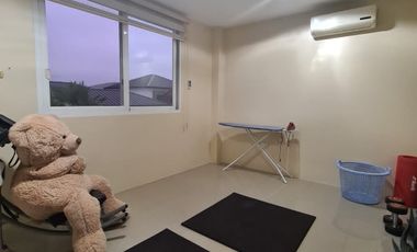 En venta lujosa y moderna casa amoblada en Isla Mocoli, Vía a Samborondón